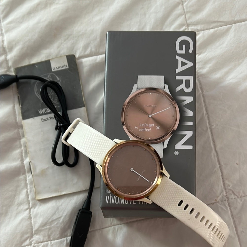 Garmin Vivomove HR Hybrid Smartwatch - Rose Gold